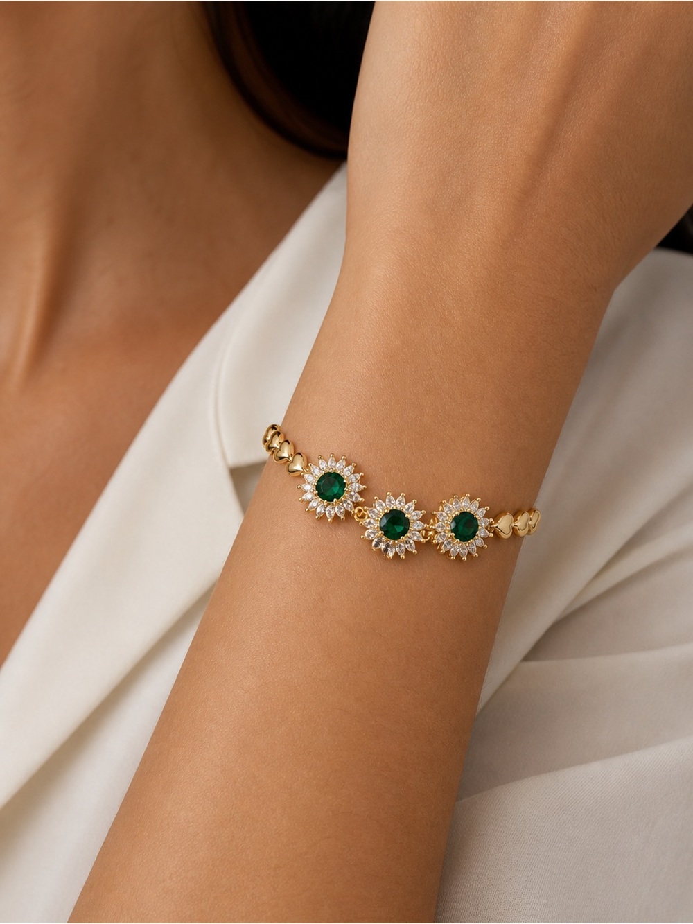 Gold Tone Heart Link Bracelet w/ Green Rhinestone‎ Floral Stations